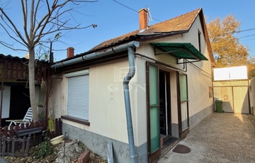 Eladó családi ház