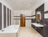 Eladó családi ház Telki 369 000 000 Ft