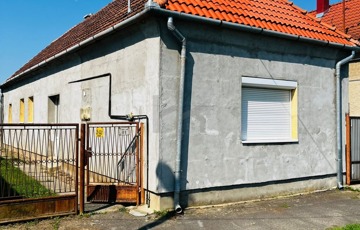 Eladó családi ház