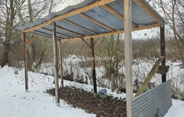 Eladó telek/földterület