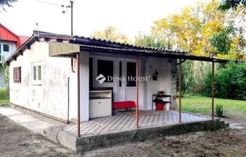 Eladó üdülő/nyaraló