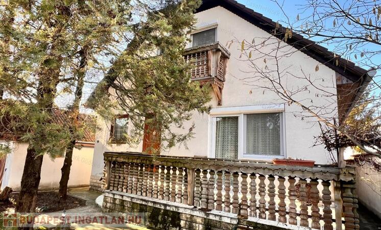 Tágas, nyugodt otthon egy családnak                                 