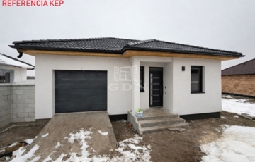 Eladó családi ház