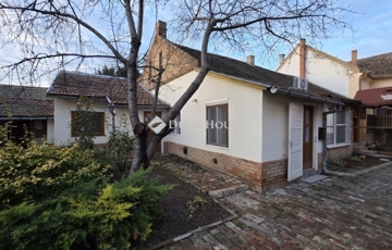 Eladó családi ház