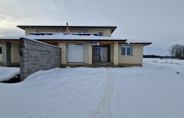 Eladó családi ház