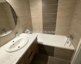 Eladó lakás Budapest III. ker 137 100 000 Ft