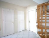 Eladó családi ház Abda 200 000 000 Ft