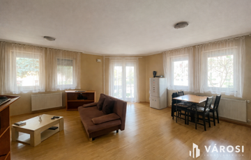 Eladó lakás