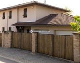 Eladó családi ház Pécs 199 999 999 Ft