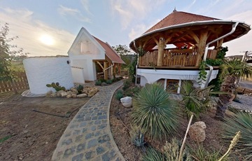 Eladó családi ház