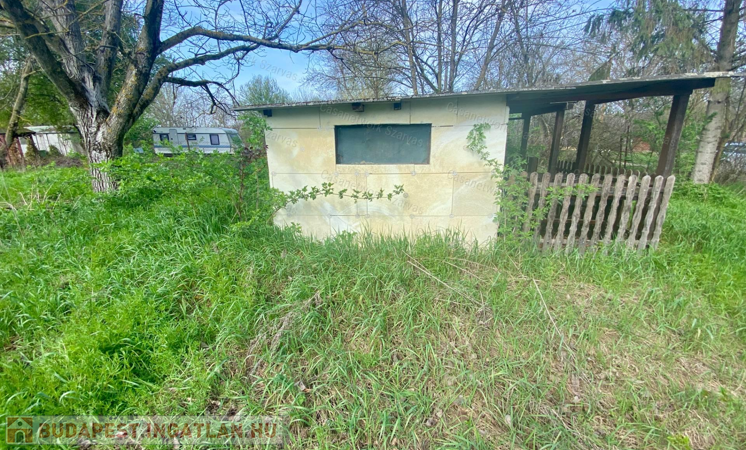 Gyomaendrődön Dan-zugban vízpartközeli zártkerti ingatlan vált eladóvá                                 
