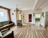 Eladó családi ház Komárom 72 900 000 Ft