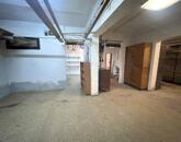 Eladó üzlethelyiség/műhely/raktár Szolnokon, a Széchenyi lakótelepen