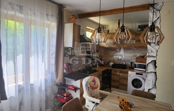 Eladó családi ház