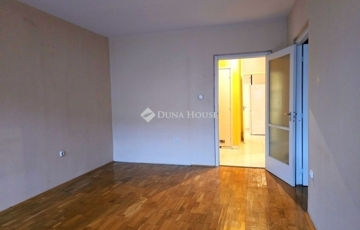 Eladó lakás