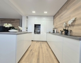 Eladó családi ház Csömör 289 000 000 Ft