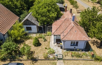 Eladó családi ház