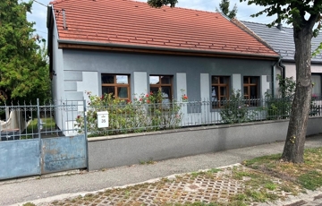 Kiadó családi ház