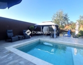 Eladó családi ház Pécs 124 900 000 Ft