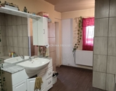 Eladó családi ház Ceglédbercel 64 900 000 Ft