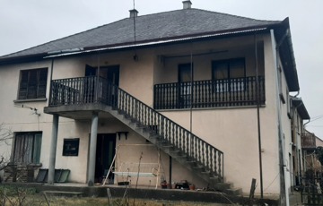 Eladó családi ház