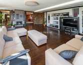 Eladó családi ház Pécs 460 000 000 Ft