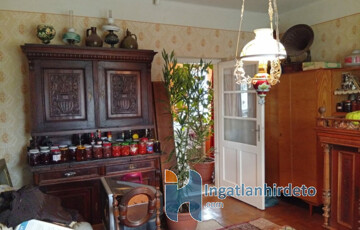 Eladó családi ház