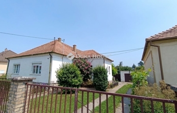 Eladó családi ház