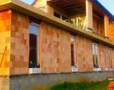 Eladó Balatonfüreden kiváló adottságokkal, medencés családi ház