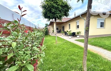 Eladó családi ház