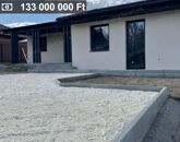 Eladó családi ház Ócsa 133 000 000 Ft