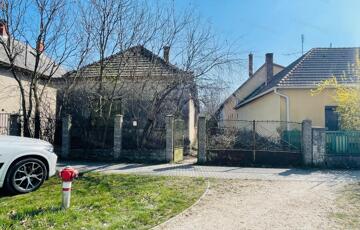 Eladó családi ház
