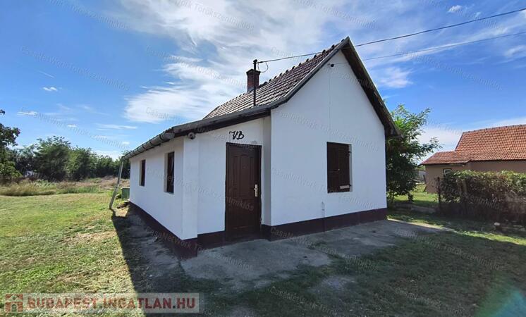 Eladó családi ház Tiszaroffon!                                 