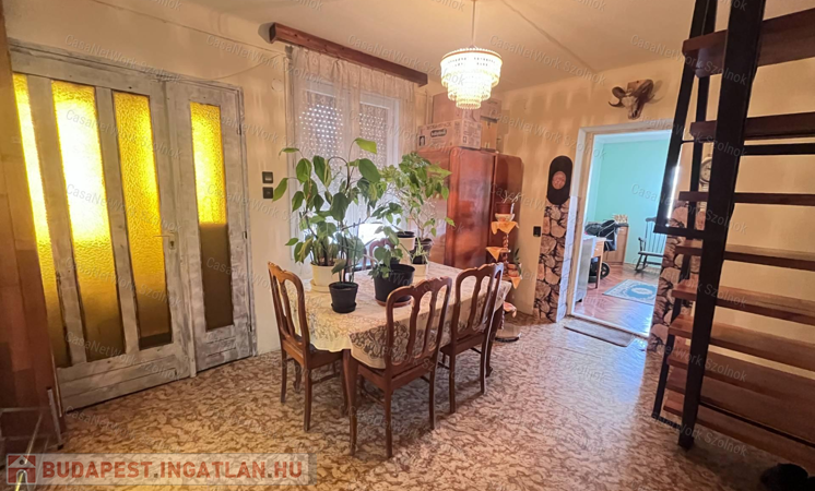 Eladó 4 szobás családi ház Szandaszőlősön                                 