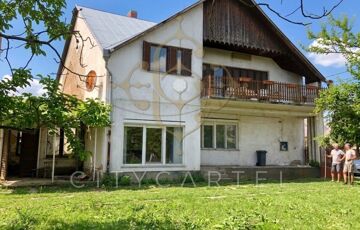 Eladó családi ház