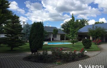 Eladó családi ház