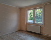 Kengyelen 80 nm-es, részben felújítandó családi ház eladó!