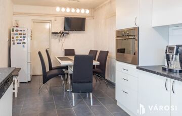 Eladó családi ház