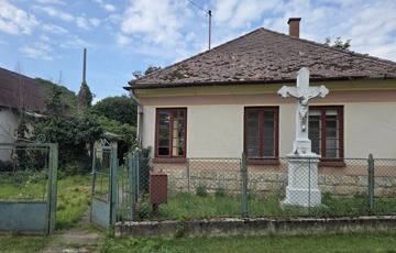 Eladó családi ház