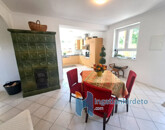 Eladó családi ház Rezi 108 000 000 Ft