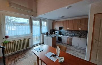 Eladó családi ház