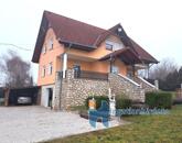 Eladó családi ház Rezi 120 000 000 Ft