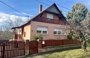 Eladó családi ház