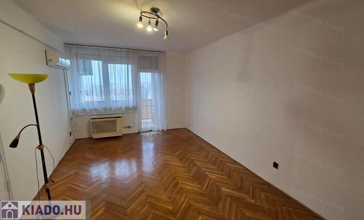 Szolnoki albérlet kiadó hosszú távra, belvárosban, csendes övezetben                                 