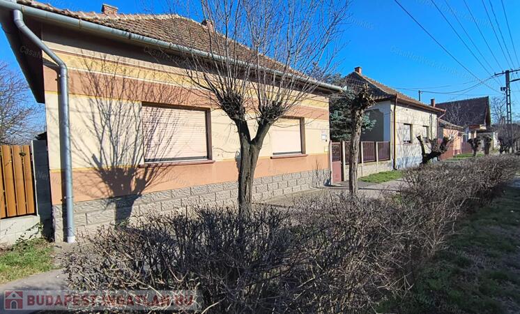 Eladó családi ház Törökszentmiklóson!                                 