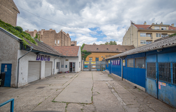Eladó telek/földterület