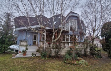 Eladó családi ház