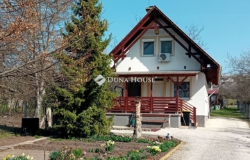 Eladó családi ház