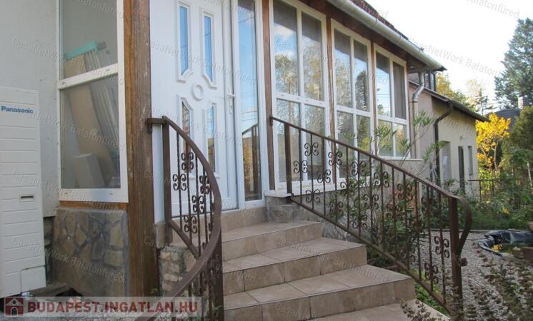 Vízközeli családi ház Csopakon                                 