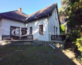 Eladó családi ház Veszprém 98 000 000 Ft